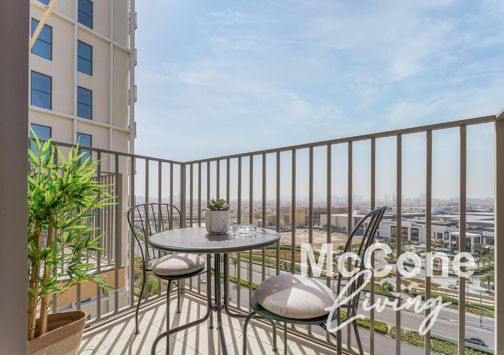Cozy One Bedroom Near Hills Mall Apartment *