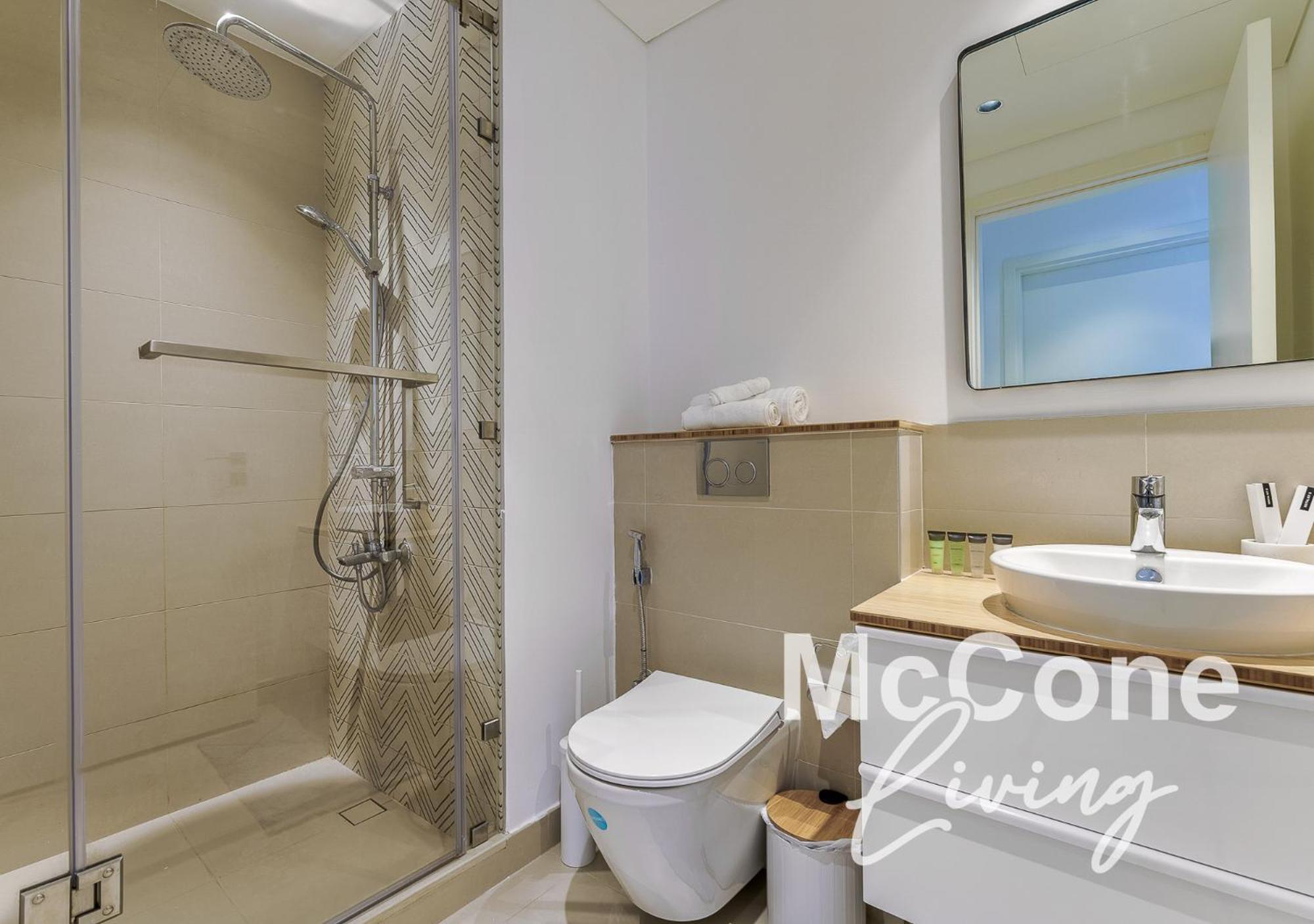 Cozy One Bedroom Near Hills Mall Apartment Dubai